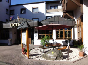 Гостиница Hotel-Restaurant Zum Schwalbennest  Альсфельд